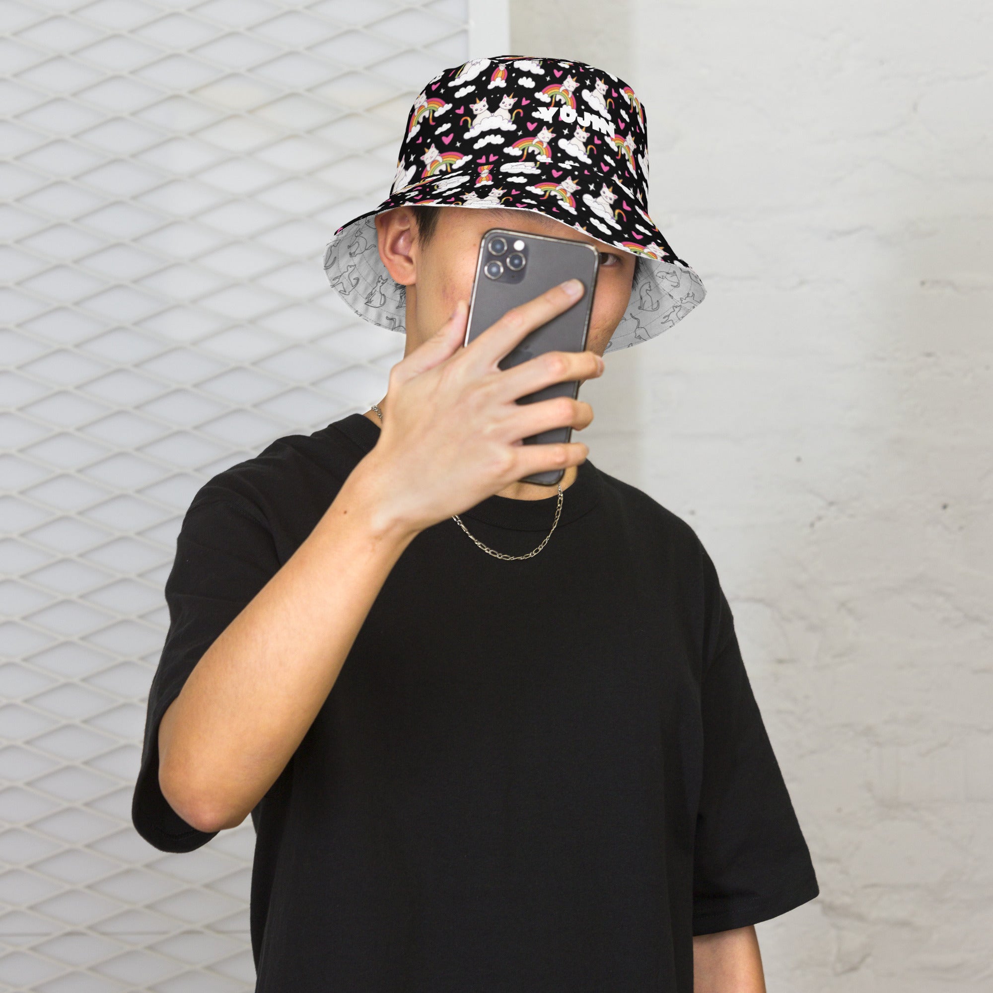 Black and White Reversible Bucket Hat | Yūjin Japanese Anime Streetwear Clothing